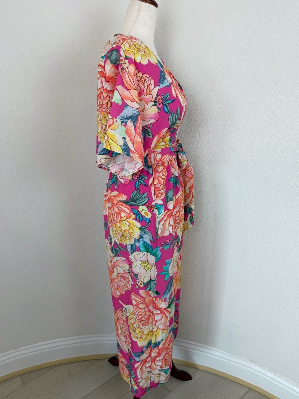 Anthropologie FARM Rio Eulalie Floral Wide Leg Jumpsuit, Peony Print, V-Neck - Picture 9 of 16